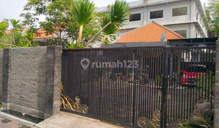 Jual cepat rumah SHM di Keputih dekat jalan raya 1