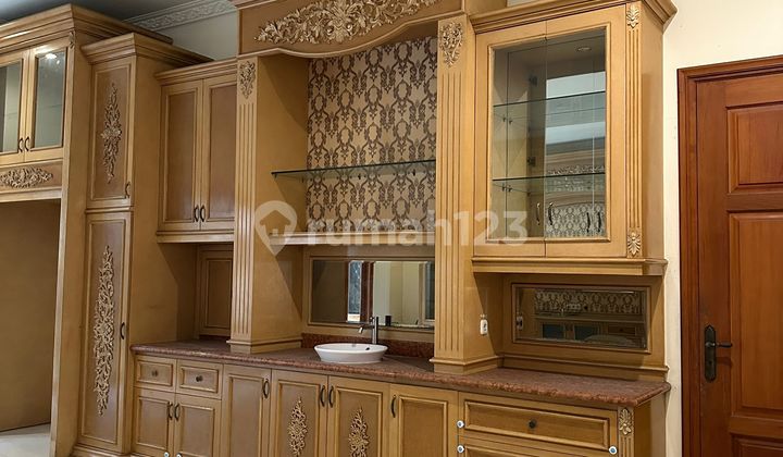 Quick Sale Luxury House Margorejo Indah Surabaya 2