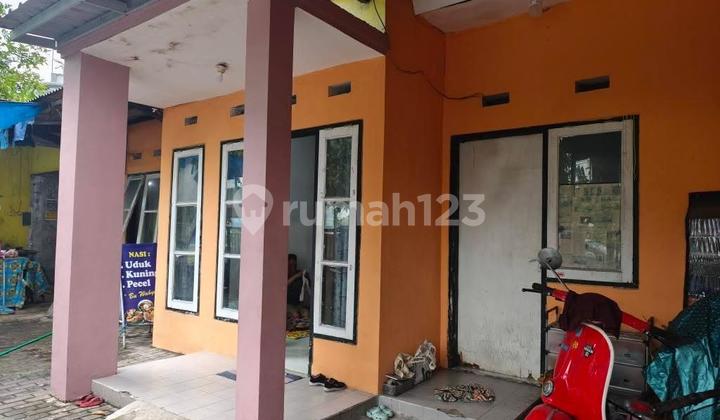 For Sale: Surya Residence House on Main Road Sidoarjo 2