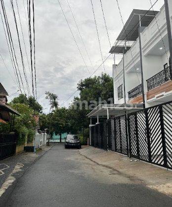 N982 Rumah 3lt Brand New di Tanjung Duren Way Seputih 5bed Selatan Bebas Banjir  2