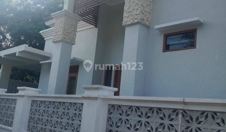 Rumah 1lt 182m2 dijual di Mojosongo Brebes Solo 3KT HOEK rapi carport n1015 2