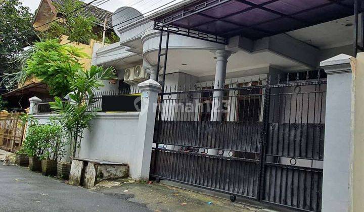 Turun Harga! Dijual Rumah 4KT Utan Kayu Jaktim 200m2 carpark utara n1019 2