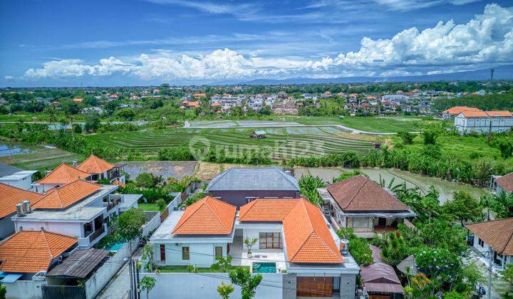 For sale brand New villa in Canggu strategis area  2