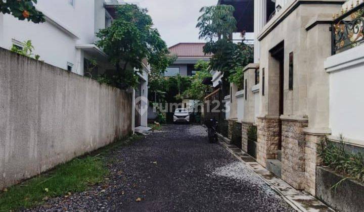 Di Jual Rumah Lokasi Sangat Strategis Dan Nyaman Deket Lapangan Renon  2