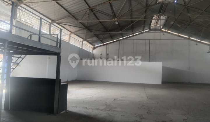 For Rent Strategic Warehouse in Kapuk Kamal Access for 40ft Container!