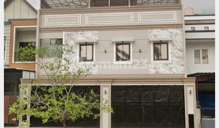 Luxury House Puri Gardena 3 Floors 3 Bedrooms 10-Car Garage, New Building 1