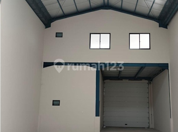 Disewakan Gudang Premium Eraprima Toha Tangerang Strategis Bebas Banjir Disewakan Gudang Premium Eraprima Toha Tangerang Strategis Bebas Banjir