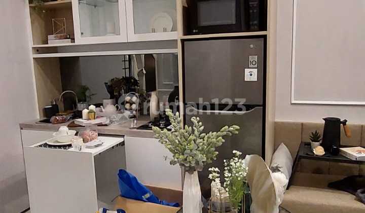 Rumah Asri Design Kekinian Dekat Serpong Tangerang Selatan