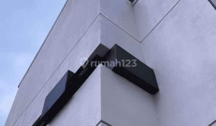 Rumah 2 Lantai Di Selatan Jakarta Modern Minimalis Harga Ekonomis