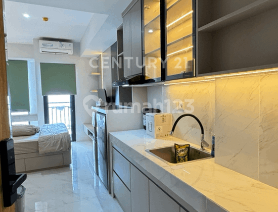 For Rent Delf View Apartment Pool and CPI Newly Finished Interior