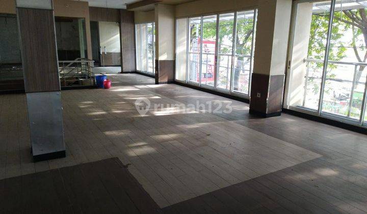 Ruko Depan Pantai Losari Makassar 7
