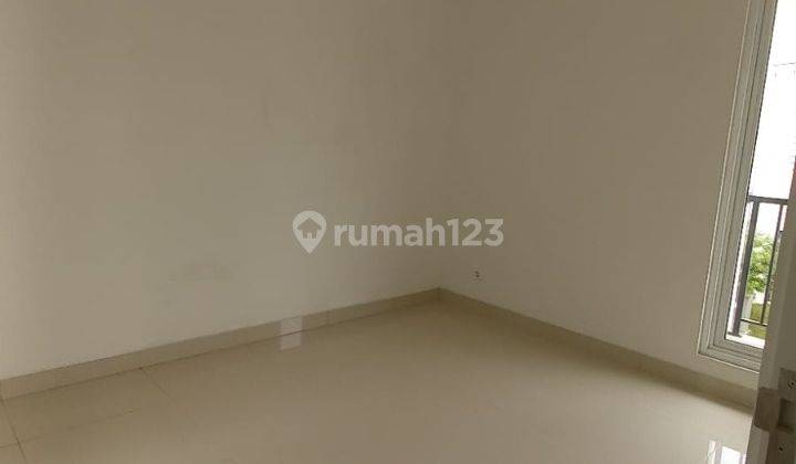 Rumah Posisi Sudut di Summarecon Mutiara Makassar 9