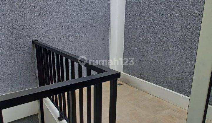 Rumah Posisi Sudut di Summarecon Mutiara Makassar 11
