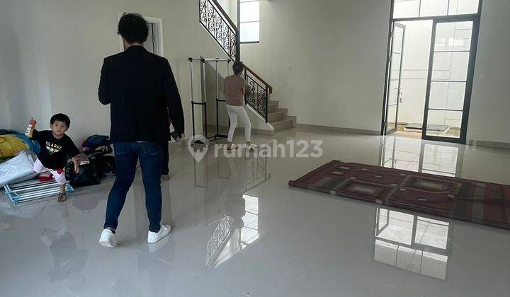 Rumah 4 Kamar Tidur di Summarecon Mutiara Makassar Dekat Bandara 2