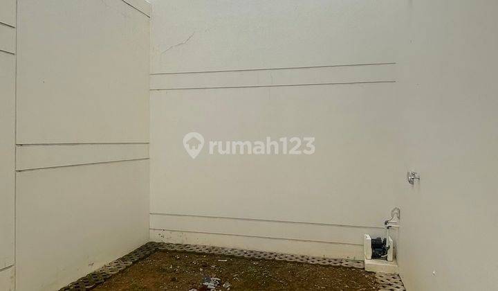Rumah 4 Kamar Tidur di Summarecon Mutiara Makassar Dekat Bandara 4