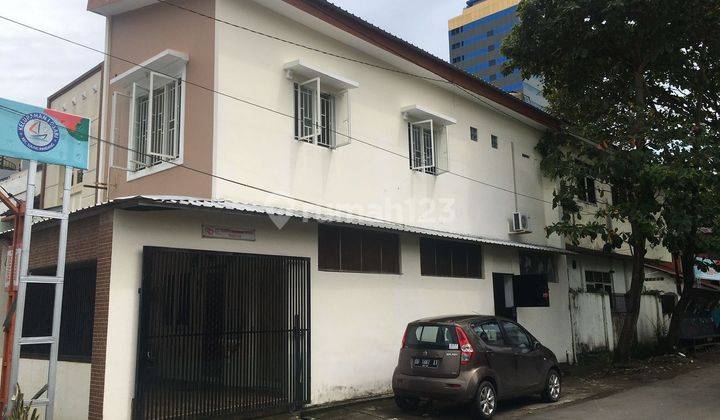 Rumah Baru 2 Lantai di Jalan Kemiri Makassar Dekat Pantai Losari 3