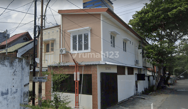 Rumah Baru 2 Lantai di Jalan Kemiri Makassar Dekat Pantai Losari 6