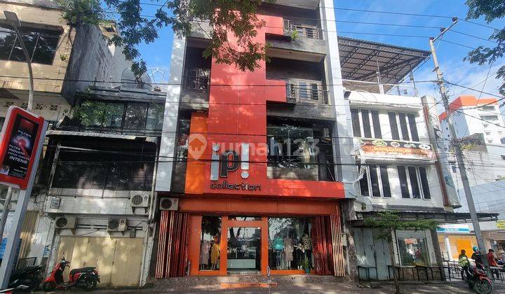 Ruko Siap Pakai Depan Pantai Losari di Jalan Penghibur Makassar 1