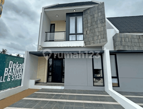 Strategic Location House Near Ambani Airport Residenza Airport