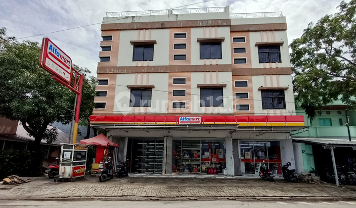 Business-Ready Shop House on Jl. Gagak, Makassar 1