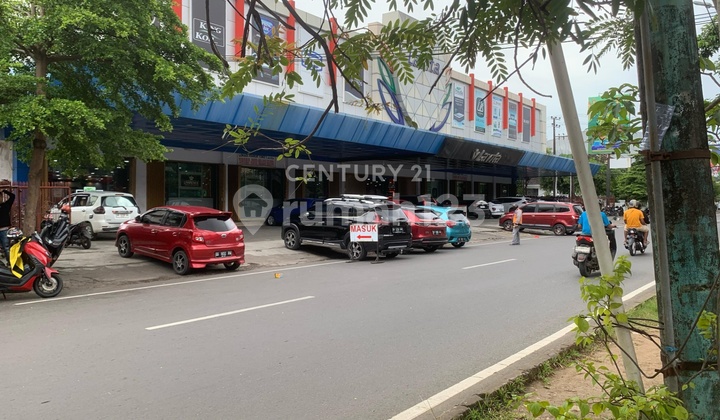 Strategic and Habitable Shophouse on Jalan Pengayoman 2