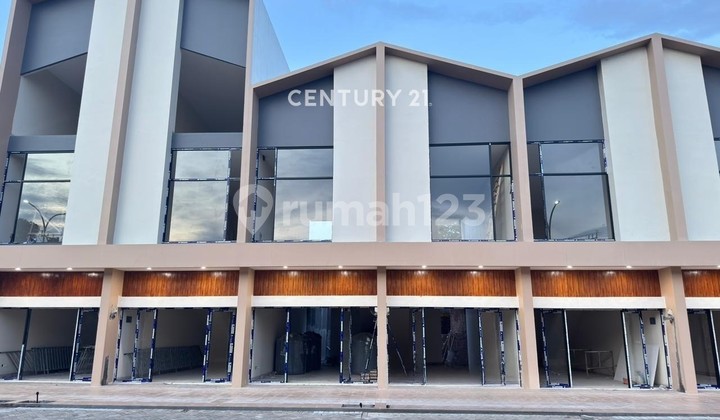 Ruko Strategis Virginia Park Lokasi Sempurna untuk Cafe, Kantor, atau Usaha Retai Ruko Strategis Virginia Park Lokasi Sempurna untuk Cafe, Kantor, atau Usaha Retai