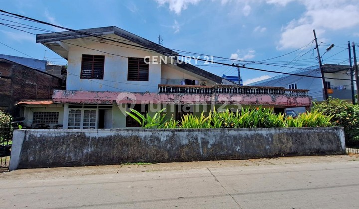 Rumah Strategis Dan Siap Huni Di Jalan Kelapa III  1