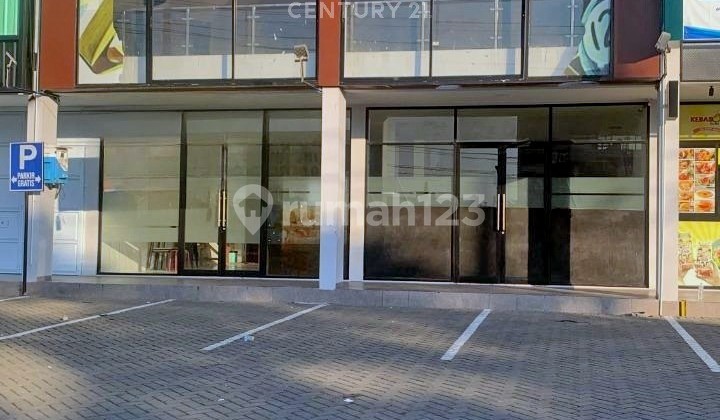 Strategic and Ready-to-Occupy Shop House at Rolling Hills Shop House Tanjung Bunga 1