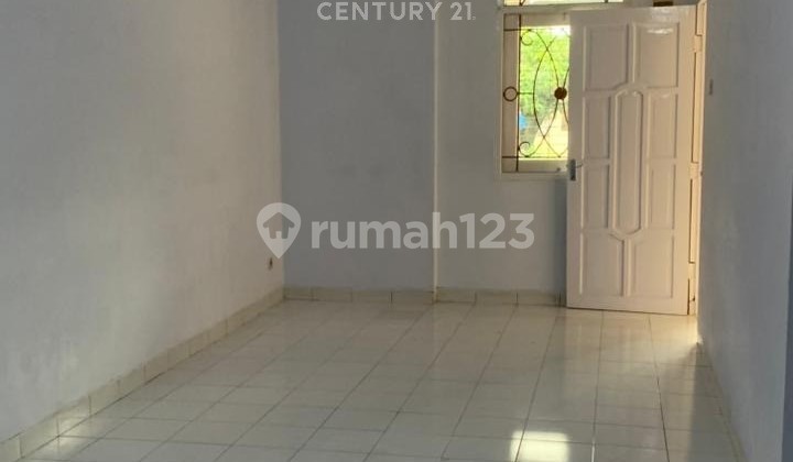 Hunian Sejuk dan Tenang di Taman Kayangan Lingkungan Terbaik 2