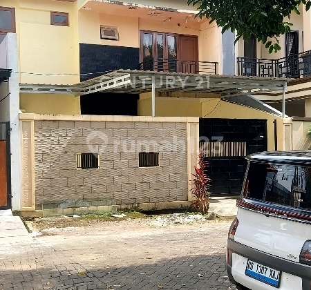 Modern House in the Golden Park Panakukang Mas Area 1