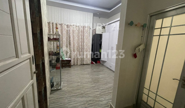 Rumah 2 Lantai Dekat Jalan Nuri Dan Jalan Cenrawasih  2