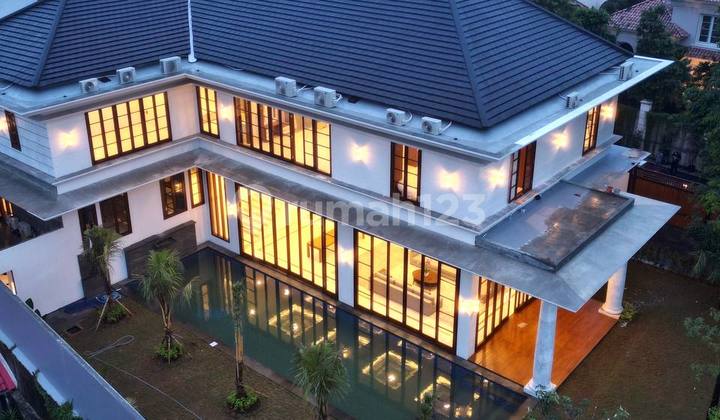 Brand New Modern Classic Fully Furnished di Kemang Dalam 2