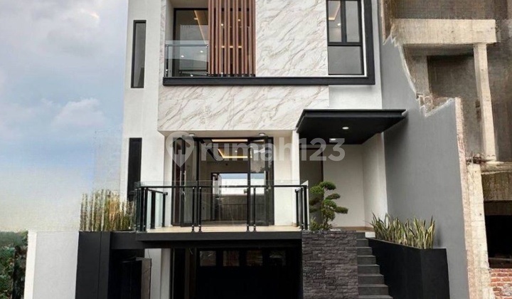Rumah Modern Minimalis Siap Huni Ada Private Pool di Prime Area Jagakarsa