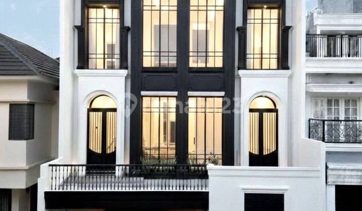 Rumah Siap Huni Private Pool Dalam Cluster Kebagusan Jaksel