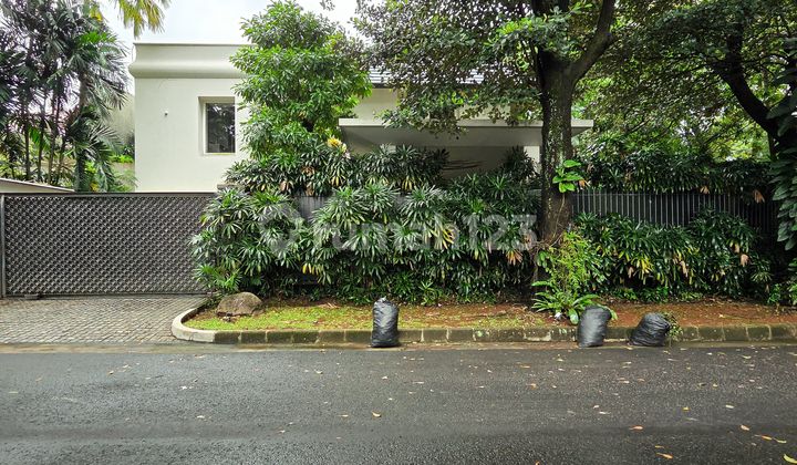 Rumah Mewah Posisi Hook Brawijaya Kebayoran Baru 2