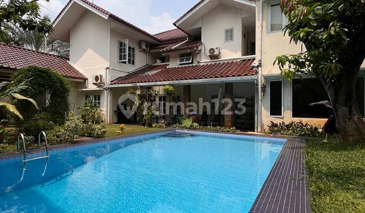 House with a Spacious Yard and Swimming Pool in the Cilandak Margasatwa Complex