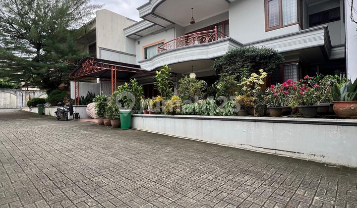 Rumah Dalam Komplek di Kebayoran Baru