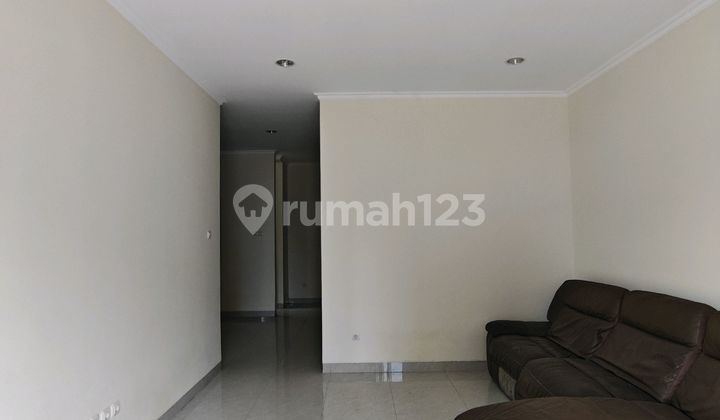 New House Brand New Sector 7A Ready to Occupy 2