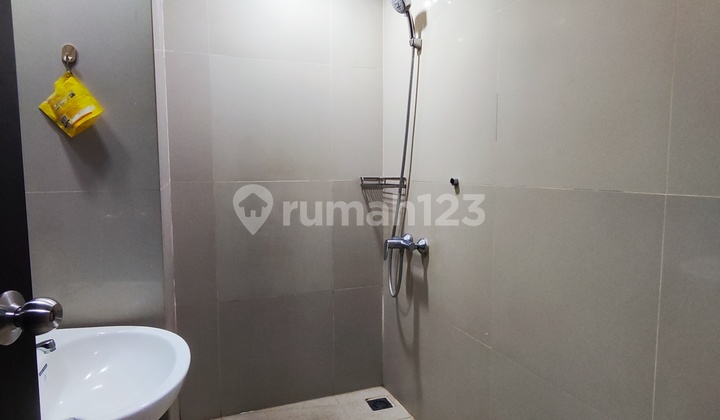 Jual atau Sewa Apartemen Atria Studio Full Furnished 2