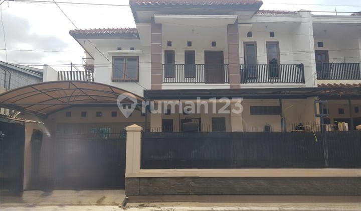 House in Sayap Buahbatu Lengkong Bandung Near Mayapada Hospital