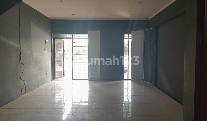 Shop House in Puri Dago Antapani Arcamanik Complex, Bandung 2