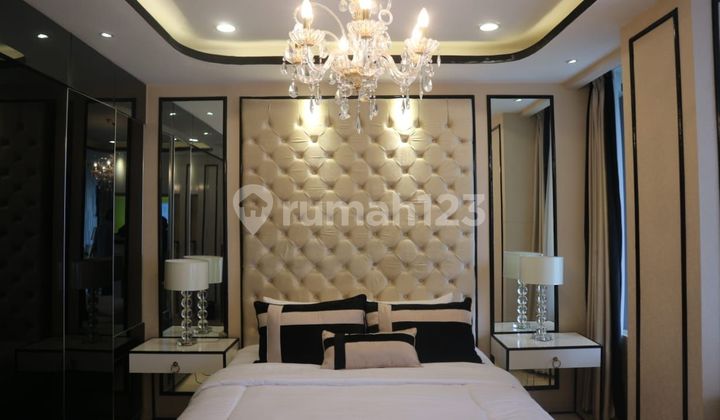 Sell Art Deco Luxury Apartment in Ciumbuleuit Fully Furnished