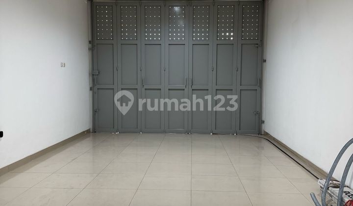 Dijual Rumah / Ruko 3 Lantai Furnished Sayap Dewi Sartika Bandung 2