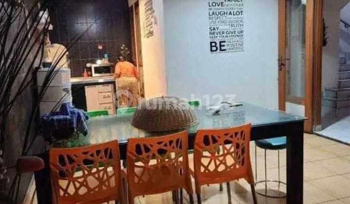 Dijual Rumah di Taman Kopo Indah