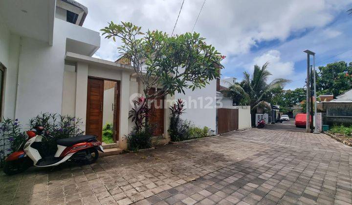 Cheap Beautiful Villa House 2 Units in Ungasan Bali 1