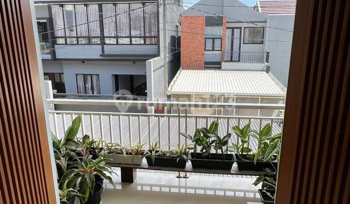 Dijual Rumah Minimalis Terawat Siap Huni di Gunung Batu Pasteur