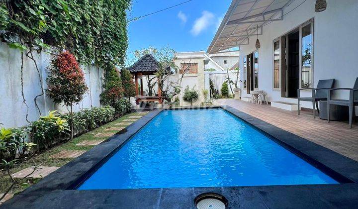 Private Villa Cantik Siap Huni di Ungasan Area 1