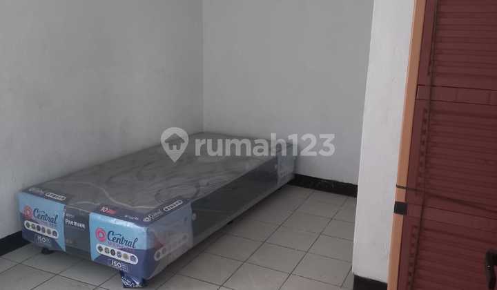 Quick Sale: Boarding House in a Strategic Location at Sayap Cipaganti, Bandung 2