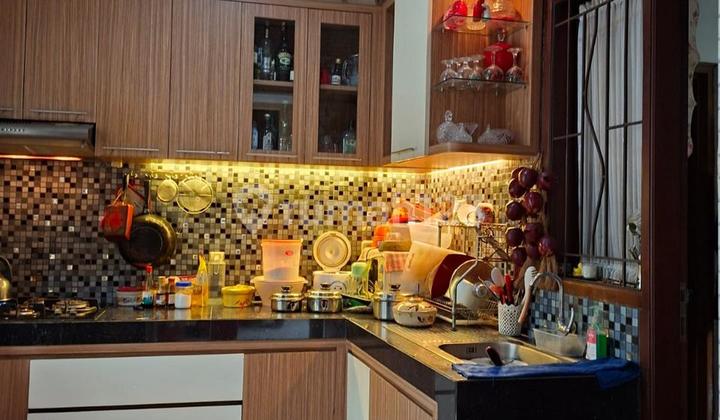 Jual Rumah Sayap Setraduta 2