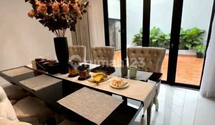 Dijual Rumah Mewah Setiabudi Regency Bandung, Private Pool Dijual Rumah Mewah Setiabudi Regency Bandung, Private Pool